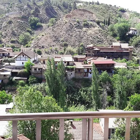 Ekali Какопетрия